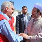 صور: وزير الأوقاف التركي ووفد مكون من 22 شخص يصل غزة