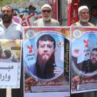 وقفة شعبية وسط غزة دعما للأسير خضر عدنان المضرب عن الطعام