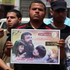 وقفة شعبية وسط غزة دعما للأسير خضر عدنان المضرب عن الطعام
