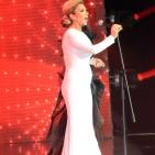 من هي النجمة التي تستحق جائزة الـ