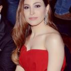 من هي النجمة التي تستحق جائزة الـ