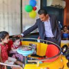 أبناء الشهداء والأسرى يفتتحون مدينة SUBWAY الحديثة للألعاب بمدينة غزة