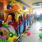 أبناء الشهداء والأسرى يفتتحون مدينة SUBWAY الحديثة للألعاب بمدينة غزة