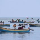 مسيرة بالمراكب البحرية داخل ميناء غزة استقبالا لأسطول الحرية