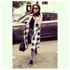 أمل كلوني تتألق بإطلالتين مهنية ويومية