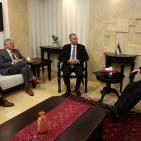 الحمد الله يبحث مع المنسق الخاص لعملية السلام سبل اسراع عملية الاعمار وتسهيل ادخال مواد البناء إلى غزة