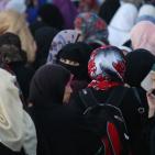 دخول المصلين الى القدس في الجمعة الثالثة من رمضان عبر حاجز قلنديا