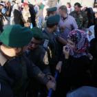 دخول المصلين الى القدس في الجمعة الثالثة من رمضان عبر حاجز قلنديا