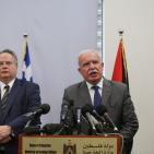 مؤتمر صحفي لوزير الخارجية د. رياض المالكي، مع وزير خارجية دولة اليونان نيكوس كوتزياس