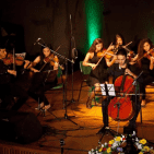 بيت الموسيقى في شفاعمرو يواصل رسالته بتخريج كوكبة أخرى