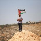 اصابات بالاختناق في قمع الاحتلال مسيرة بلعين الاسبوعية