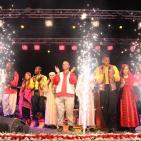 العرس الجماعي لـ240 عريس وعروس الذي نُظم في بلدة عقربا جنوب شرق نابلس