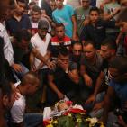 تشييع جثمان الشهيد الفتى ليث الخالدي في مخيم الجلزون