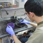 بالصور.. كيف يعامل الذهب في القانون الفلسطيني، وهل يدخل بطرق شرعية أم 