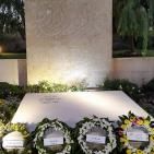 احياء الذكرى السنويه السابعة لرحيل درويش