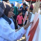 أطفال غزة يطلبون الحماية عبر تطيير عشرات الطائرات الورقية