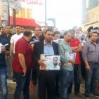 اعتصام مع الأسير علان وسط الخليل