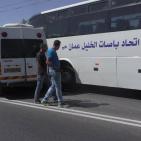 صور: 3 اصابات بينها خطيرة بحادث سير في الخليل