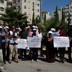 اعتصام  امام مجلس الوزراء لرفض استملاك اراضي واقامة مصنع اسمنت في اراضي طولكرم