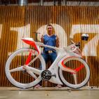 بالصور.. أذكى دراجة بالعالم يمكن تعطيلها عن بعد لحمايتها من السرقة