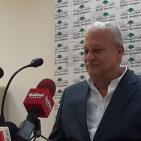 رئيس جامعة بيرزيت يعقد مؤتمرا صحفيا في الجامعة