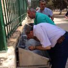 تخريب المحتلين في المسجد وغاز وقنابل صوتية وعصي وعساكر متوحشة واقصى صامد