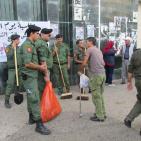 اﻻجهزه اﻻمنيه في نابلس  تشارك يوم حمله النظافة العالمي في نابلس