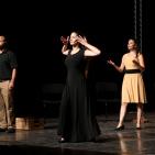 عرض للمسرحية الغنائية حادي القوافل في قصر الثقافة في رام الله