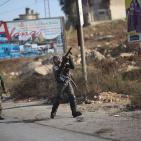 مواجهات بين قوات الإحتلال وشبان في مخيم الجلزون شمال رام الله