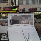 المركبات القديمة في سوق الحرجة في رام  الله