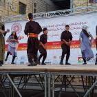 فرقة الهدف للدبكة  الشعبية و فرقة كنعان للتراث والفنون الشعبية في سوق الحرجة رام الله