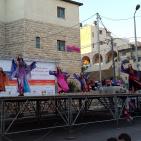 فرقة الهدف للدبكة  الشعبية و فرقة كنعان للتراث والفنون الشعبية في سوق الحرجة رام الله