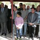 فاروق القدومي  وسلمان الهرفي يضعون اكاليل الزهور على  اضرحة شهداء حمام الشط بتونس