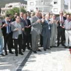 فاروق القدومي  وسلمان الهرفي يضعون اكاليل الزهور على  اضرحة شهداء حمام الشط بتونس