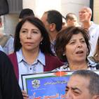 وقفة تضامنية في نابلس مع الأسرى المضربين عن الطعام في سجون الاحتلال