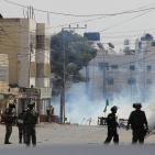 بالصور.. مواجهات واصابات واعتداءات مستوطنين في الخليل