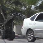 الاحتلال يغلق مدخل بلدة بيت أمر الرئيسي