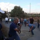 بالصور: المستوطنون يعتدون على الصحفيين في الخليل