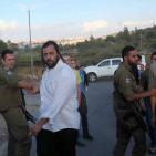 بالصور: المستوطنون يعتدون على الصحفيين في الخليل