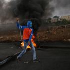 مواجهات اليوم الاثنين قرب حاجز 