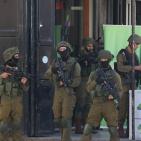 الاحتلال يصادر تسجيلات كاميرات المراقبة في الخليل