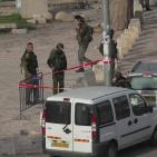 بالصور- إطلاق النار على سيارة للمستوطنين قرب الحرم الابراهيمي