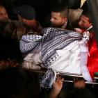 تشييع جثمان الشهيد إبراهيم داوود في بلدة دير غسانة قرب رام الله