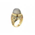اللمعان المثير لأحجار القمر (Moonstone)