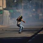 مواجهات في بلدة عابود غرب رام الله عقب استشهاد الشاب عبد الرحمن البرغوثي