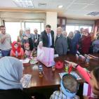 اسرة جامعة بير زيت تزور جمعية مركز الحياة في رام الله