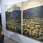 الفنان تقي سباتين ينظم معرض الارض المقدسة في البيرة