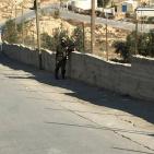 صور: قوات الاحتلال تحاصر مدرسة شرق بيت لحم