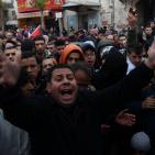 بالصور: الآلاف يُشيعون جثمان الشهيدة أشرقت قطناني من مخيم عسكر في نابلس