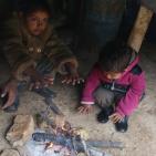 الأحوال المعيشية لأطفال البدو في عين قينيا قضاء رام الله تزامنا مع المنخفض الجوي